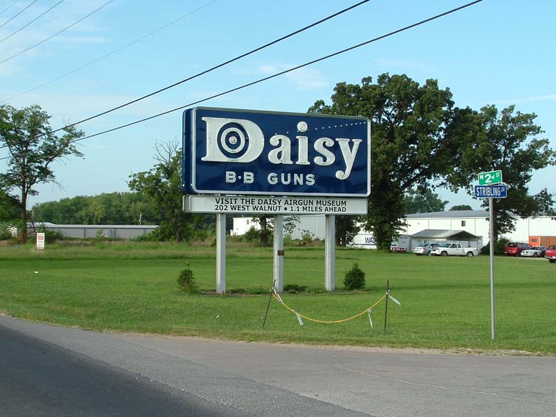 Daisy neon sign restoration